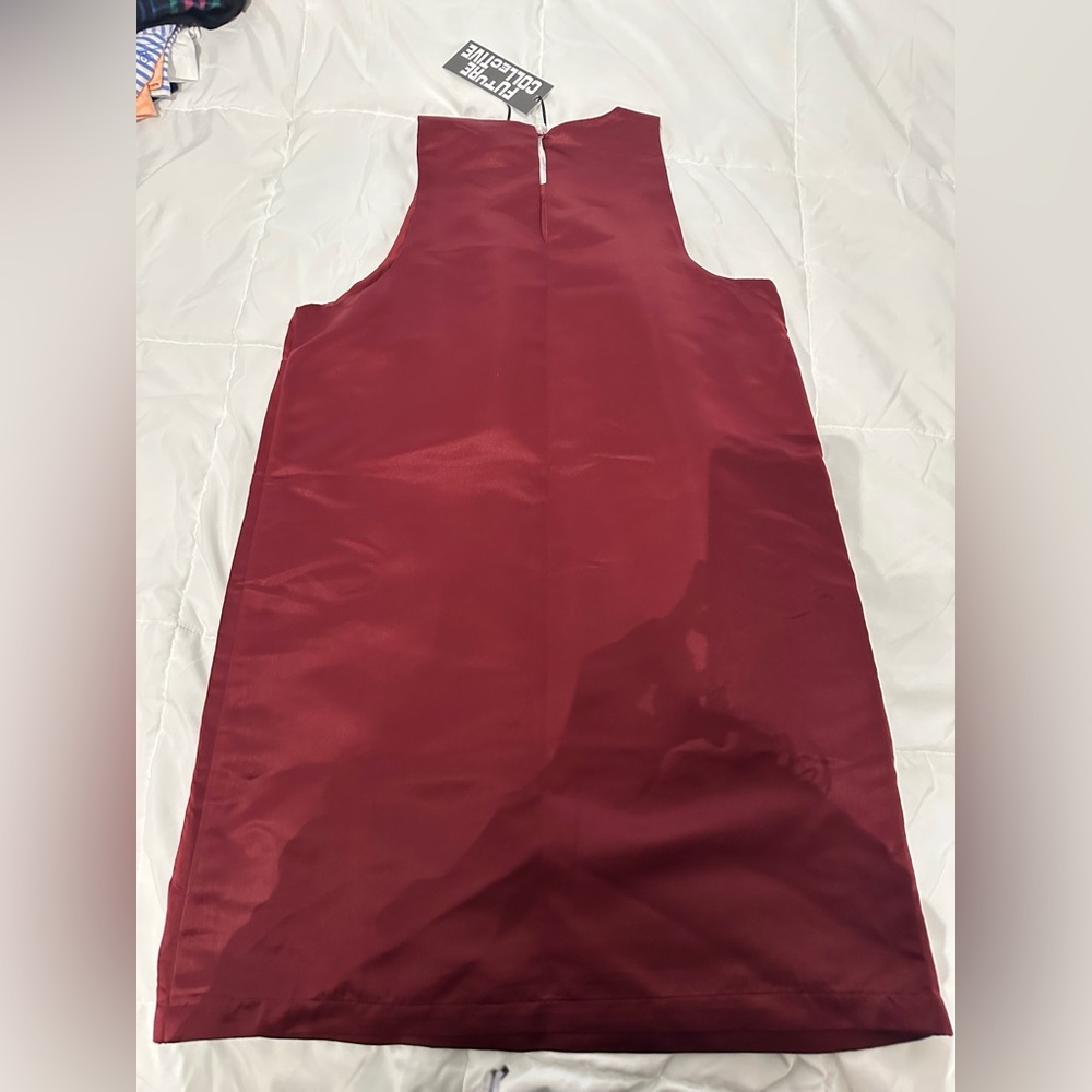 Future Collective Burgundy Satin Dress Women’s Size L New - Picture 3 of 4